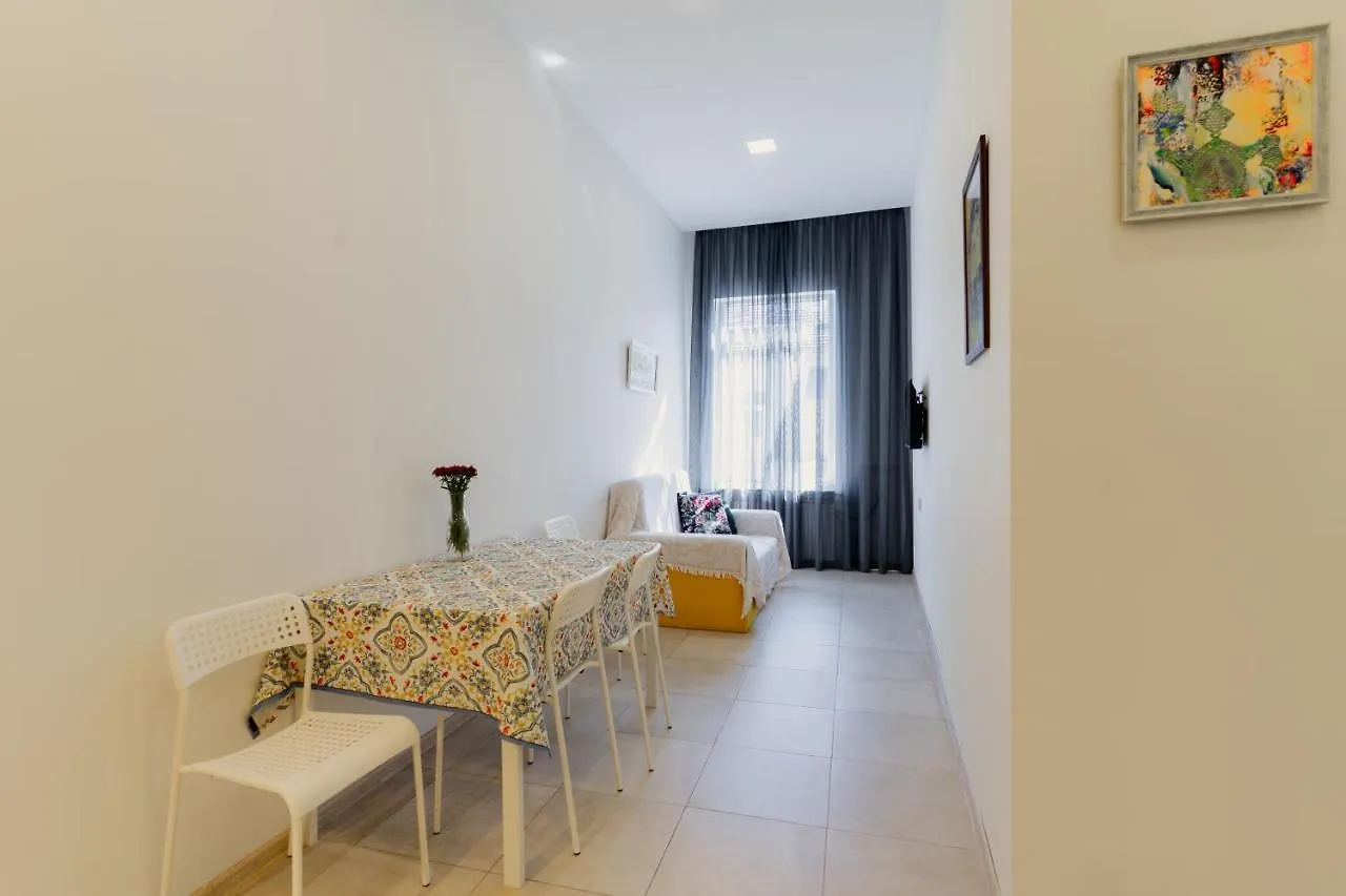 Cozy Apartment In Old Batumi Georgia